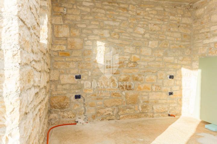 Poreč, okolica, šarmantna kuća s pogledom na more
