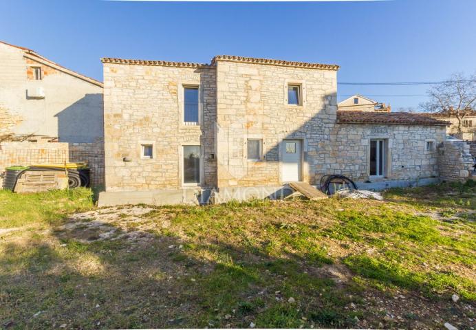 Poreč, okolica, šarmantna kuća s pogledom na more