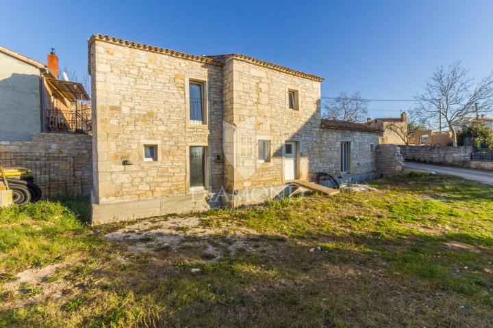Poreč, okolica, šarmantna kuća s pogledom na more