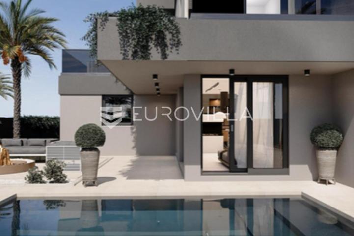 Istra, Medulin. Luxury resort samostojeća kuća s bazenom 135 m2