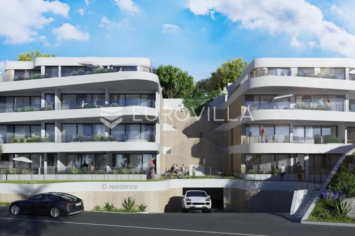 Opatija, Volosko, luksuzan trosoban stan s panoramskim pogledom na more površine 172.31 m²