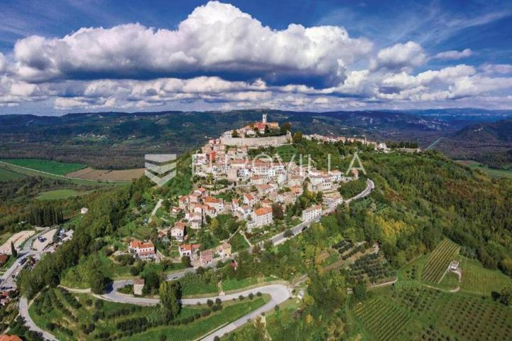 Istra, Rakotule, građevinsko zemljište s pravomoćnom građevinskom dozvolom