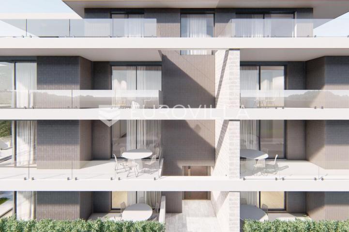 Primošten, NOVOGRADNJA, stan s vrtom, drugi red do mora, 83,26 m²