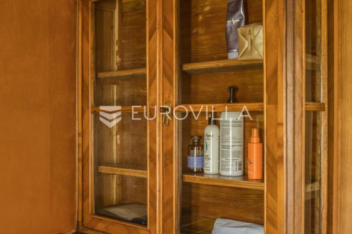 Istra, Šorići, luksuzna kamena kuća, 388 m², s bazenom i građevinskim zemljištem 4621 m²