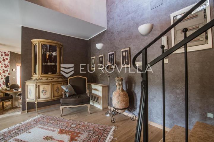 Istra, Šorići, luksuzna kamena kuća, 388 m², s bazenom i građevinskim zemljištem 4621 m²