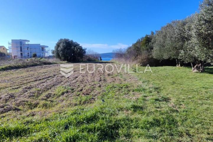 Zadar, Arbanasi, građevinsko zemljište 2. red do mora