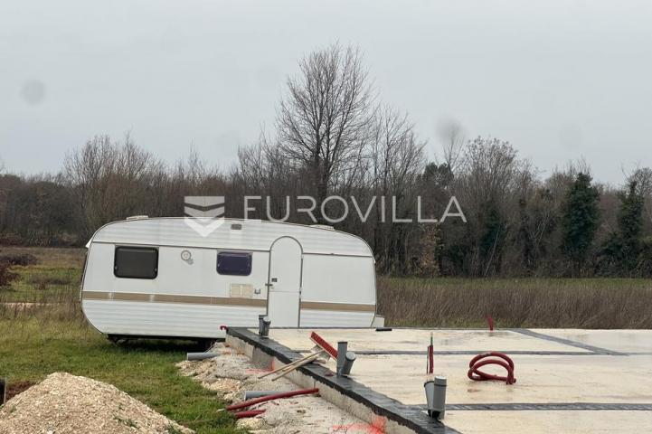 Istra, Radeki glavica, građevinsko zemljište 794 m2