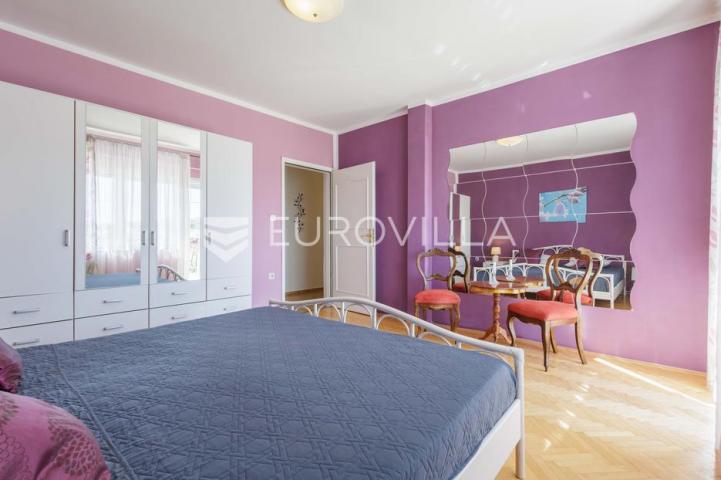 Istra, Pula, kuća s dva stana