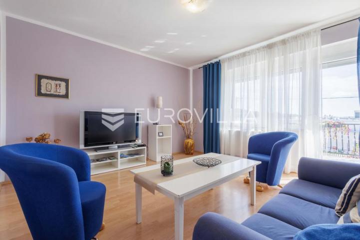 Istra, Pula, kuća s dva stana