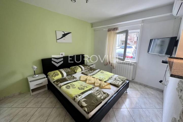 Istra, Pula, apartmanska kuća sa 7 apartmana - blizu Arene