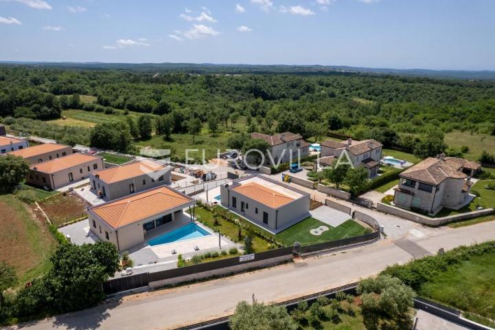 Istra, Kringa, prekrasna prizemnica s bazenom