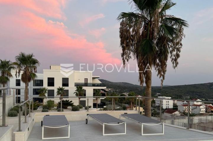 Primošten Resort, dvoetažni penthouse s panoramskim pogledom na more