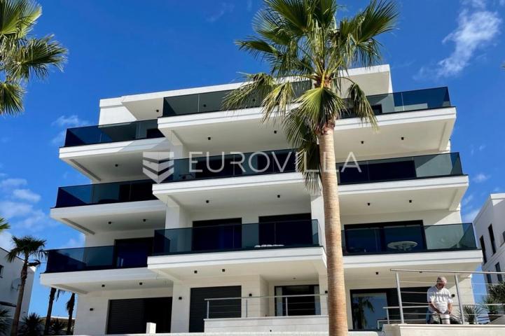 Primošten Resort, dvoetažni penthouse s panoramskim pogledom na more
