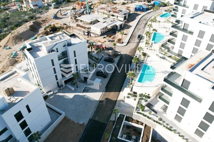 Primošten Resort, dvoetažni penthouse s panoramskim pogledom na more