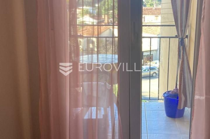 Istra, Rovinj, funkcionalan dvosoban stan neto korisne površine od 53,75 m² na super lokaciji