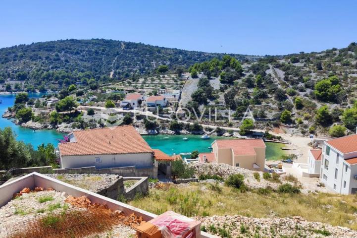 Okolica Trogira, Sevid, vila s bazenom blizu mora