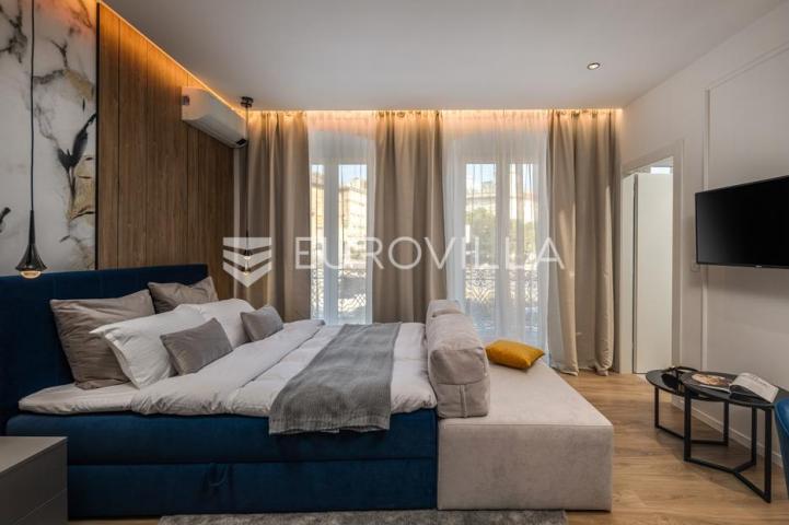 Rijeka, Centar, novouređen luksuzan stan 98 m² s tri apartmana