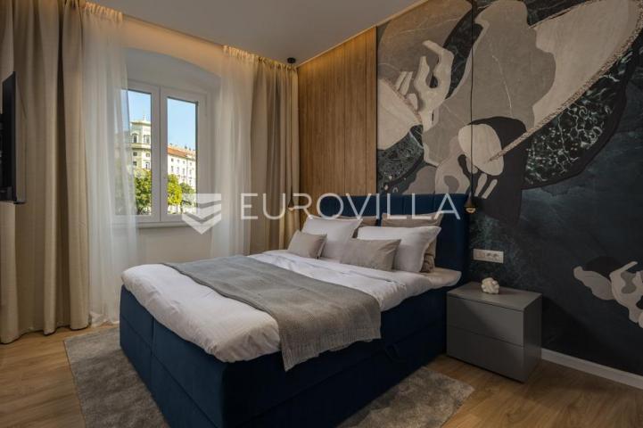 Rijeka, Centar, novouređen luksuzan stan 98 m² s tri apartmana
