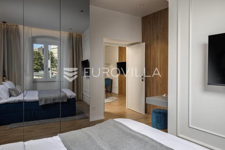 Rijeka, Centar, novouređen luksuzan stan 98 m² s tri apartmana