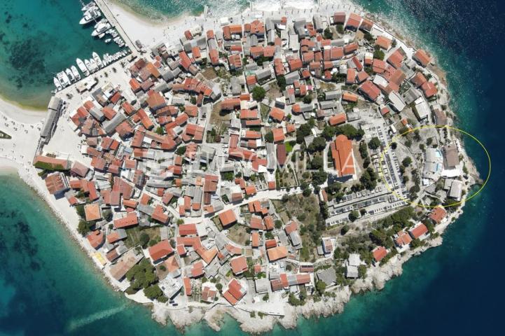Primošten, autentična kamena ljepotica smještena na jedinstvenoj poziciji 