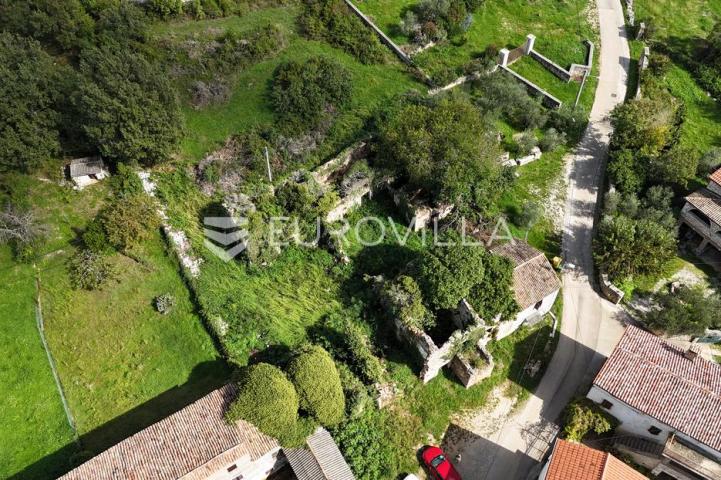 Istra, Višnjan, Autentična istarska stancija, 470 m², s građevinskom dozvolom