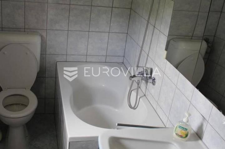 Brač, Splitska, apartmanska kuća s pogledom