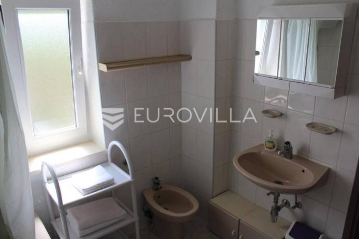 Brač, Splitska, apartmanska kuća s pogledom