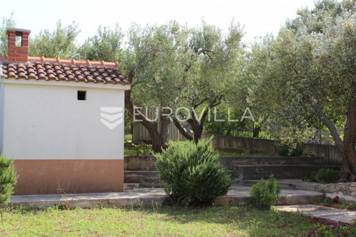 Brač, Splitska, apartmanska kuća s pogledom