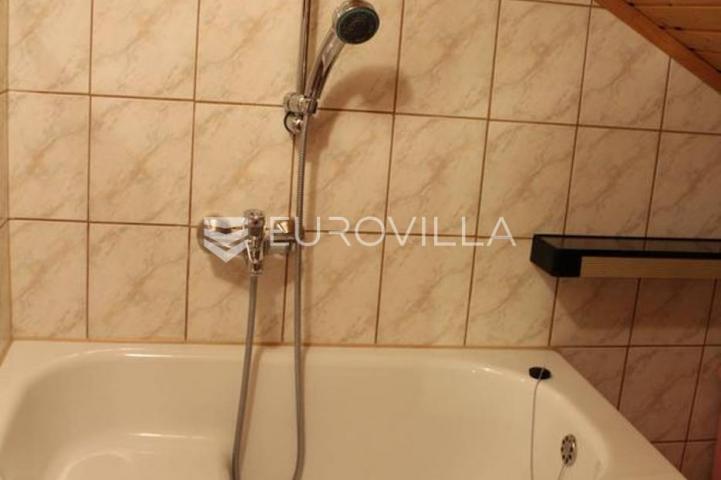 Brač, Splitska, apartmanska kuća s pogledom