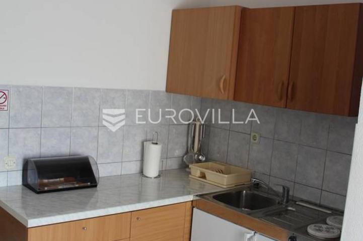 Brač, Splitska, apartmanska kuća s pogledom