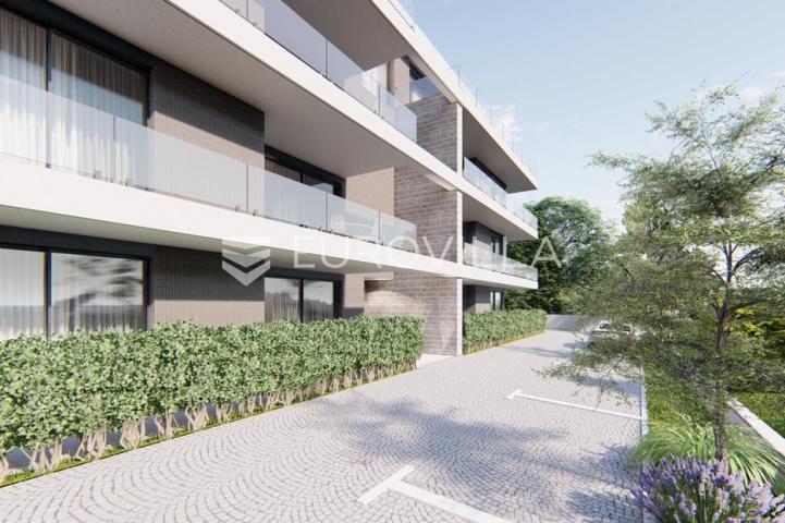 Primošten, NOVOGRADNJA, stan s pogledom na more, drugi red do mora, 84,74 m²