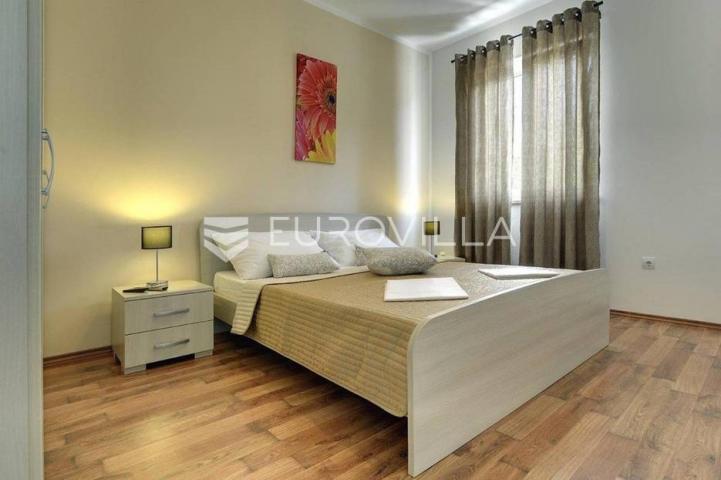 Moderna villa s bazenom i teretanom na prestižnoj lokaciji u Medulinu