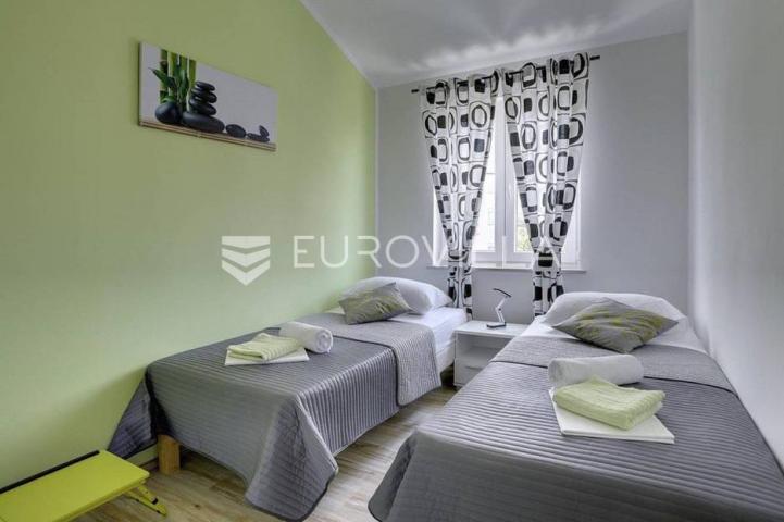 Moderna villa s bazenom i teretanom na prestižnoj lokaciji u Medulinu