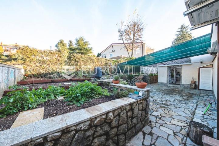 Otok Krk, Njivice, prekrasna kuća s pogledom na more 244 m²