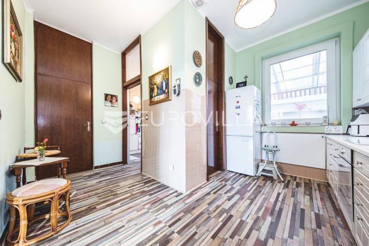 Otok Krk, Njivice, prekrasna kuća s pogledom na more 244 m²