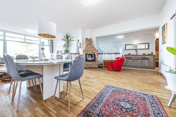 Otok Krk, Njivice, prekrasna kuća s pogledom na more 244 m²