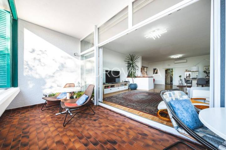 Otok Krk, Njivice, prekrasna kuća s pogledom na more 244 m²