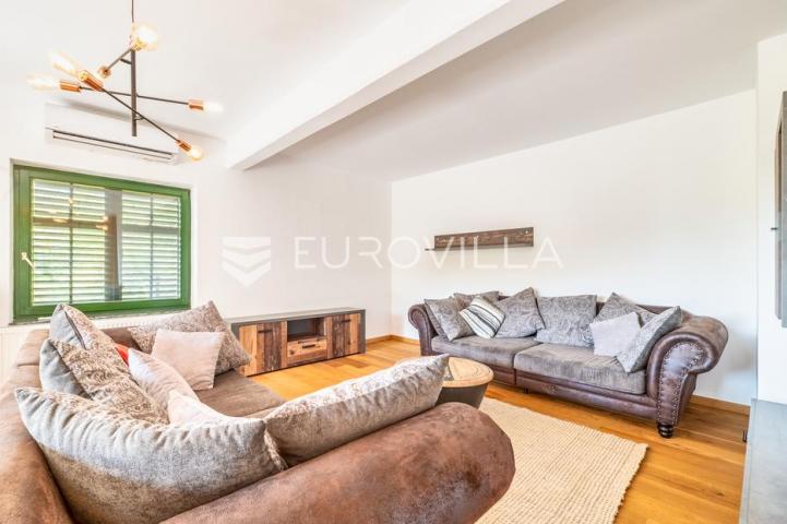 Remete, novouređen trosoban stan za najam 137 m²