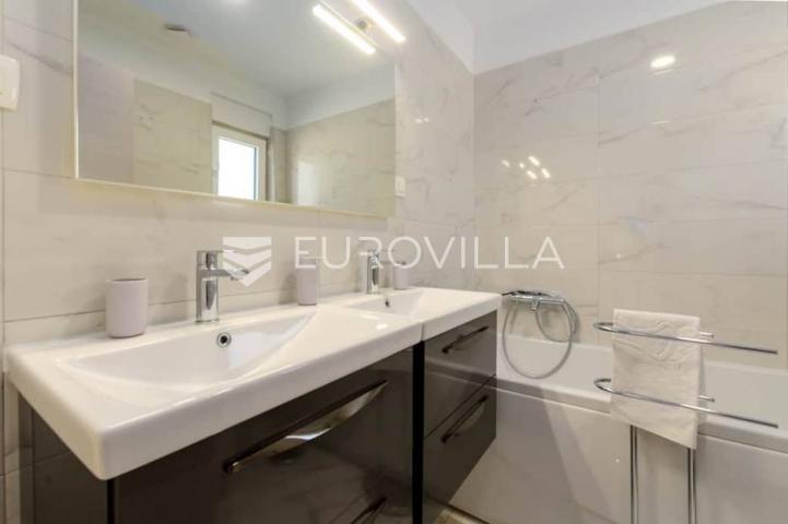 Istra, Šikići, Kuća sa bazenom 145 m2