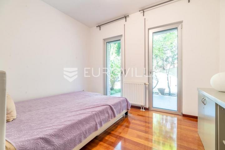 Zagreb, Vrhovec, luksuzan četverosoban stan 135 m²