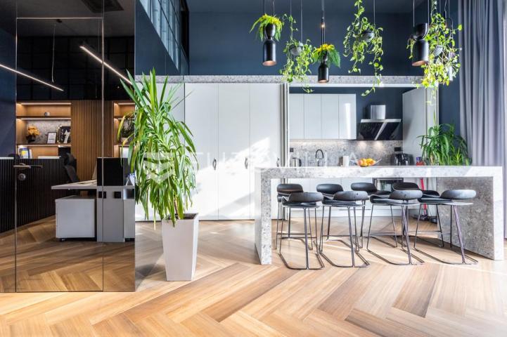 Split, Trstenik, vrhunski uređen poslovni prostor površine 114 m²