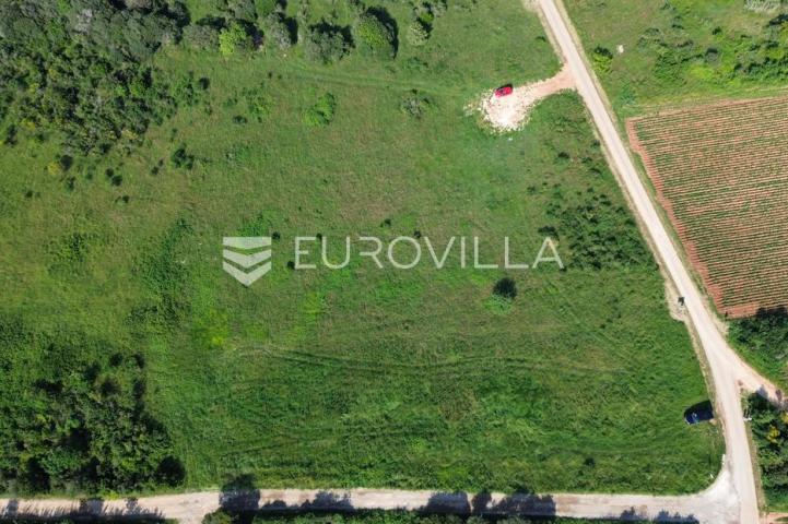 Medulin, Volme - Zemljište u T1/T2 zoni 550 m od mora