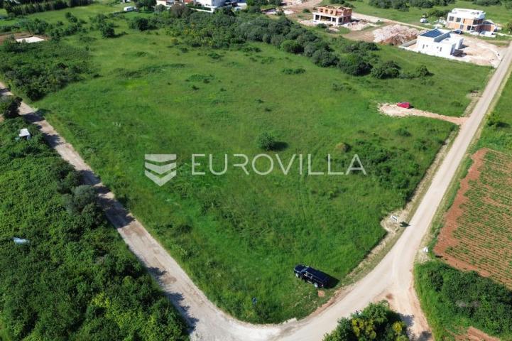 Medulin, Volme - Zemljište u T1/T2 zoni 550 m od mora