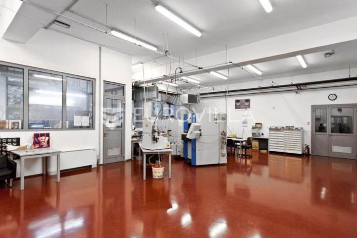 Samobor, Rude, proizvodna hala 5.400 m2, prodaja 