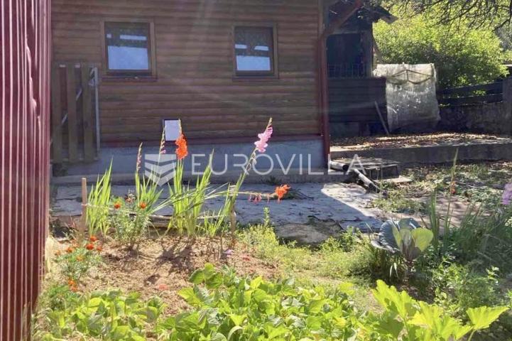 Moravice, jednosoban stan od 52,14 m² s garažom i ljetnom kuhinjom