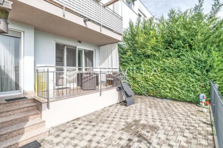 Sesvete, Kašinska, trosoban stan sa vrtom, prizemlje 66 m²