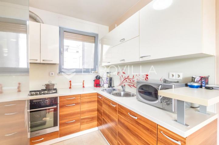 Sesvete, Kašinska, trosoban stan sa vrtom, prizemlje 66 m²