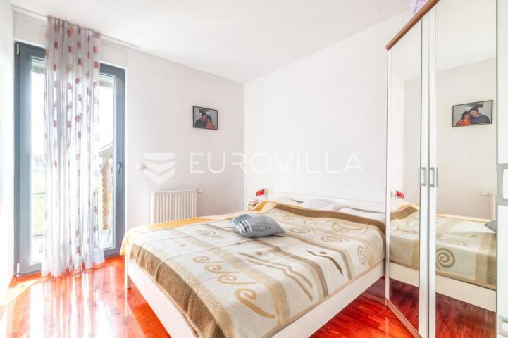 Sesvete, Kašinska, trosoban stan sa vrtom, prizemlje 66 m²