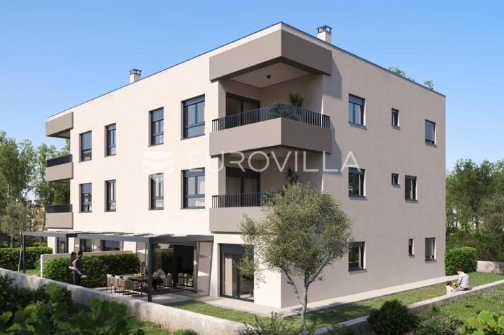 Istra, Pula, penthouse u novogradnji, garaža, lift