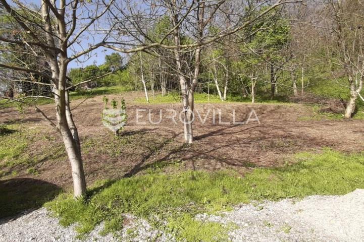 Zabok, građevinsko zemljište 802 m²